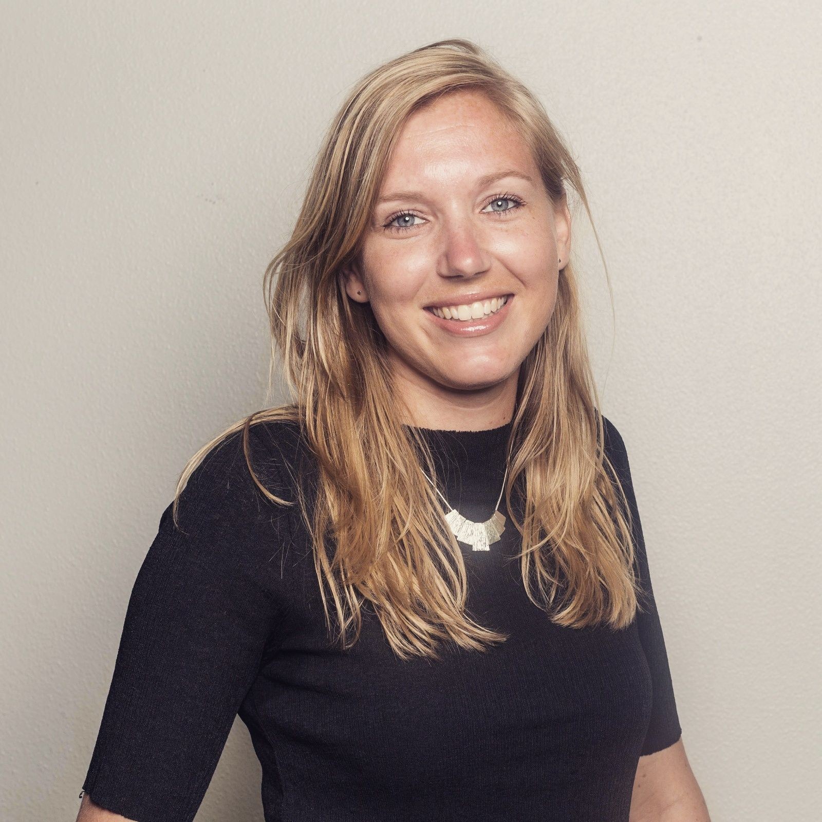 Jessica Henneman \\ Eigenaar en oprichter van Enhence